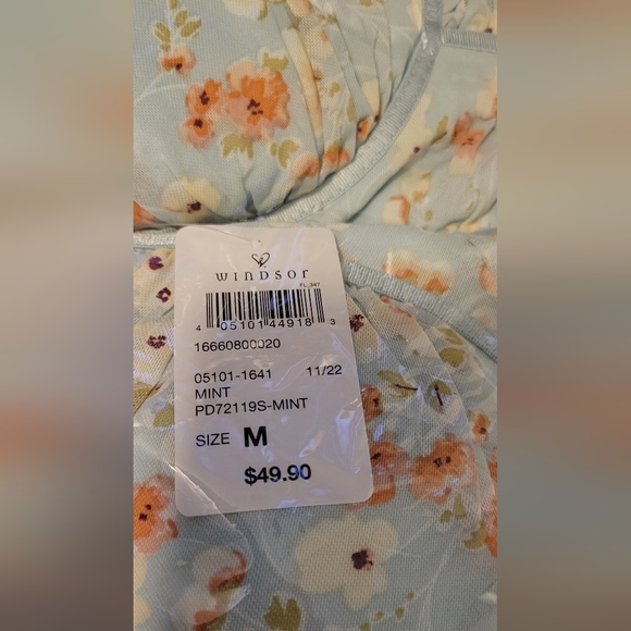 Windsor (NWT) Plant One On Me Floral Mini Dress - Picture 5 of 10